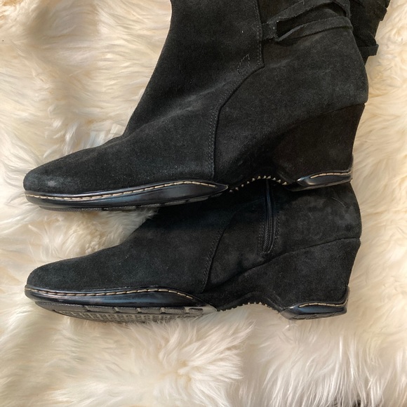 Sofft Suede Leather Knee High Heeled lace up Boot Wide Comfy Winter ❄️🖤 - Picture 13 of 14